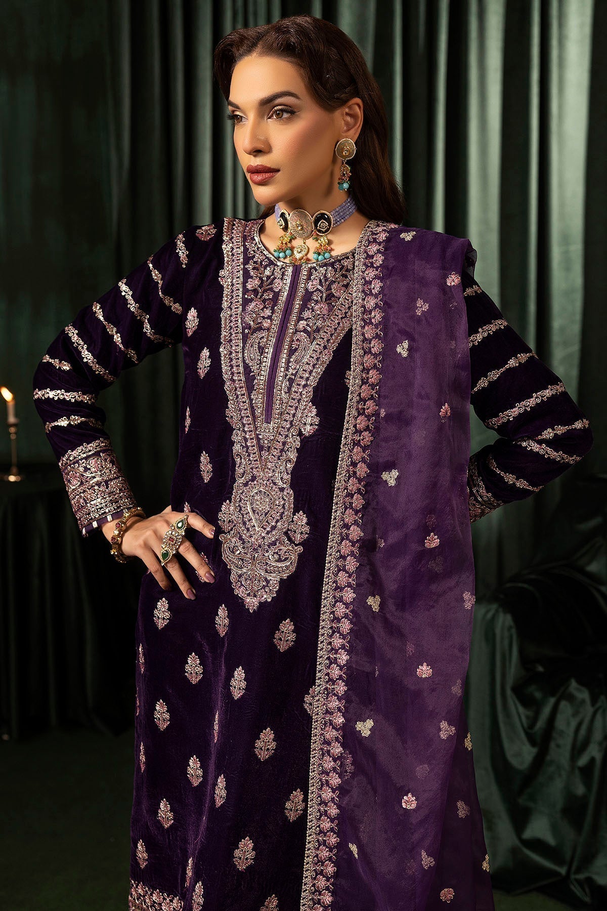 Motifz | Velvet Formals | 5100-IRHA - House Of Hania