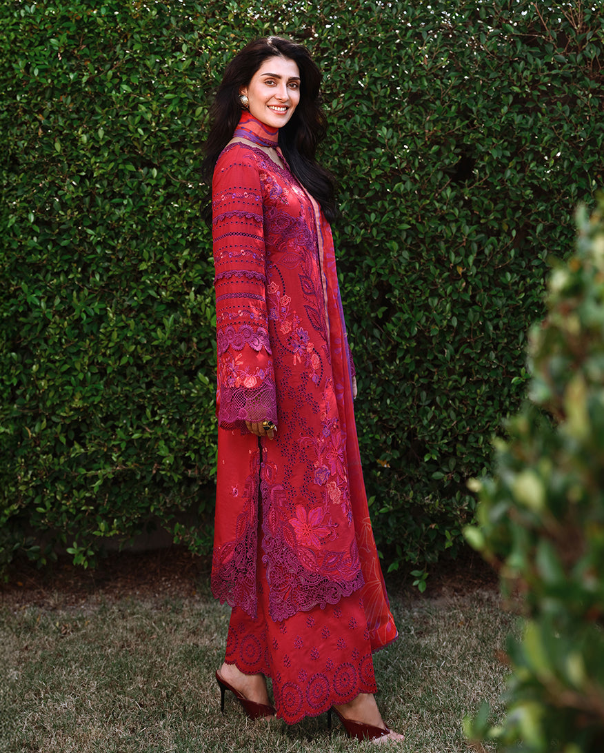 Mushq | Amoi Luxury Lawn | Falling Petals - House Of Hania