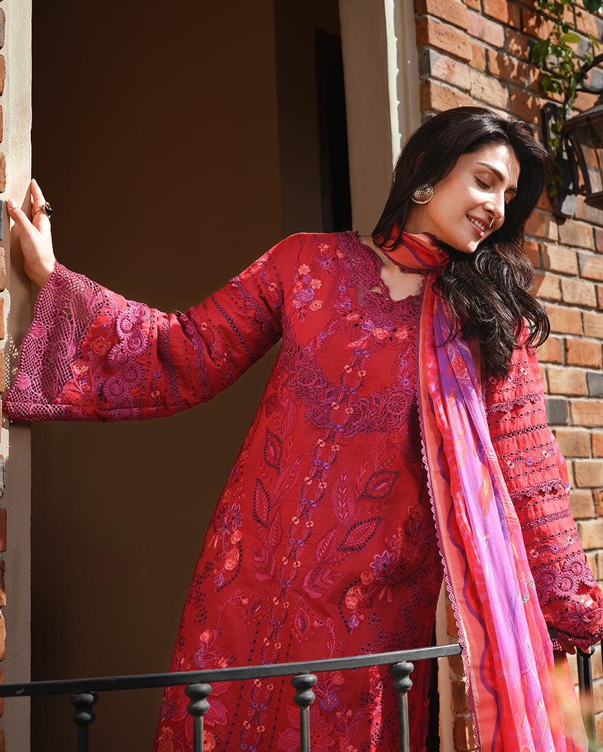 Mushq | Amoi Luxury Lawn | Falling Petals - House Of Hania