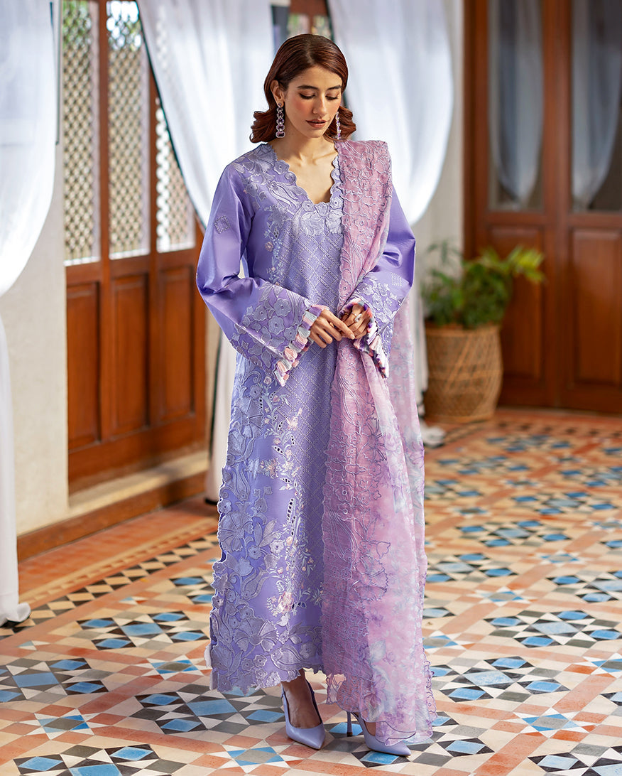 Mushq | Astoria Lawn 26 | Noctelle - House Of Hania