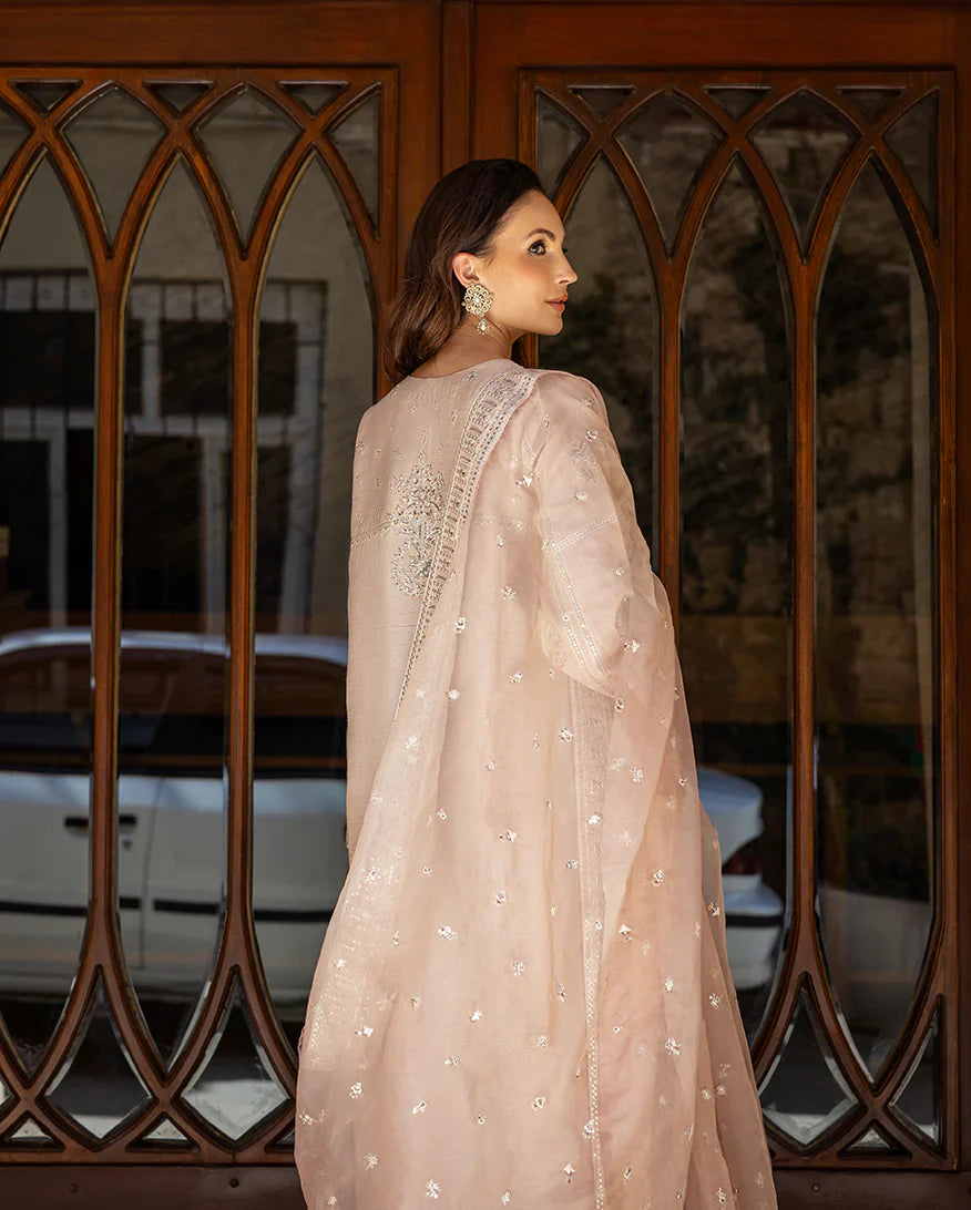 Mushq | Celestine The Silk Saga'25 | Evelyn Wisp - House Of Hania