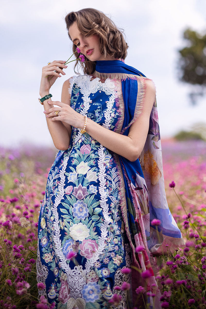 Mushq | Hemline The Secret Garden | BLUE MORPHO - House Of Hania