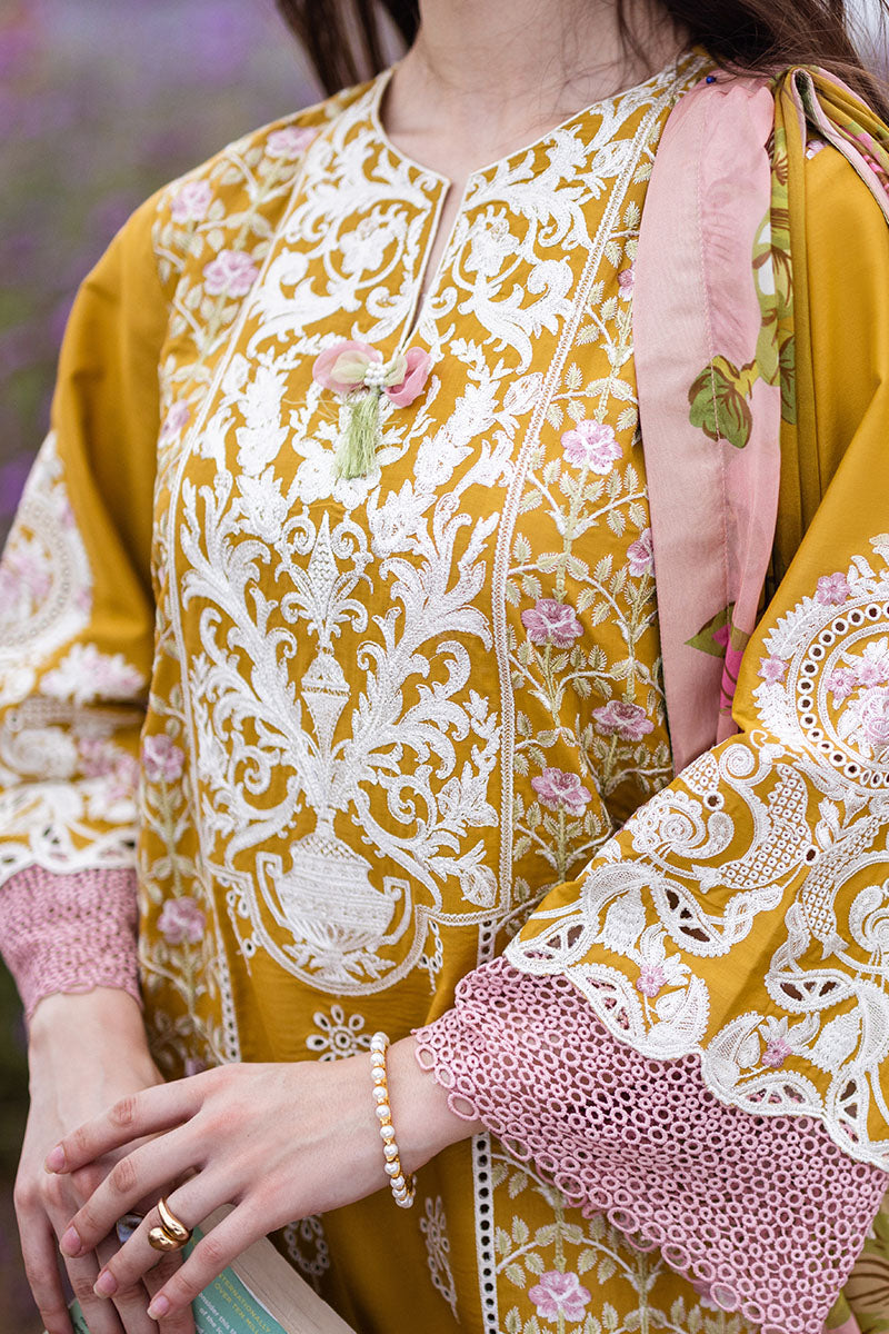 Mushq | Hemline The Secret Garden | WHISPERING PETALS - House Of Hania