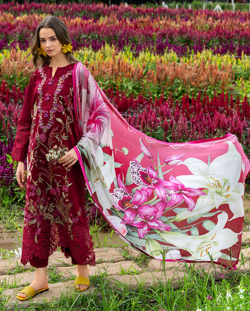 Mushq | Hemline the Secret Garden | Aurora Petals - House Of Hania