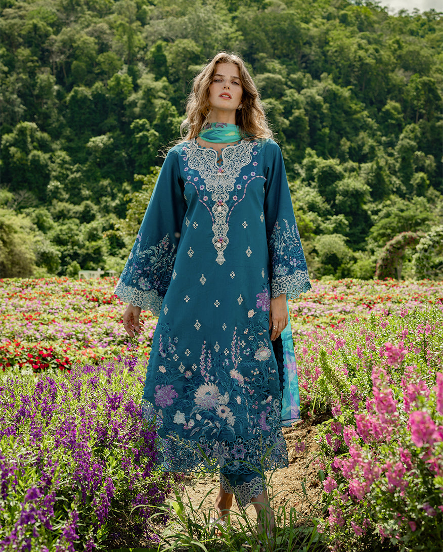 Mushq | Hemline the Secret Garden | Emerald Fern - House Of Hania
