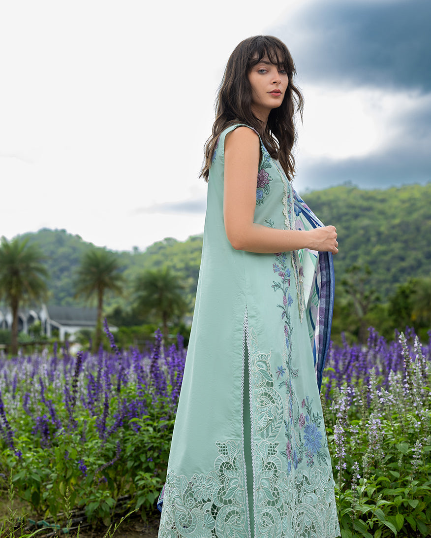 Mushq | Hemline the Secret Garden | Hummingbird Haven - House Of Hania