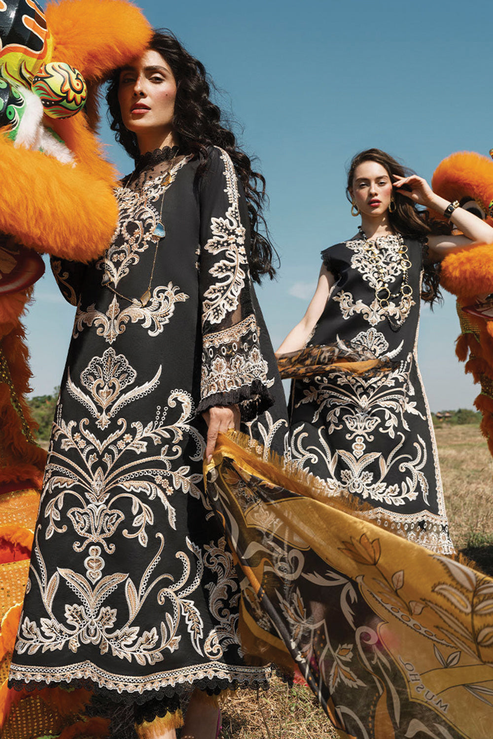 Mushq LAWANA Luxury Lawn 2023 - SAWIKA - TC-337 - House Of Hania