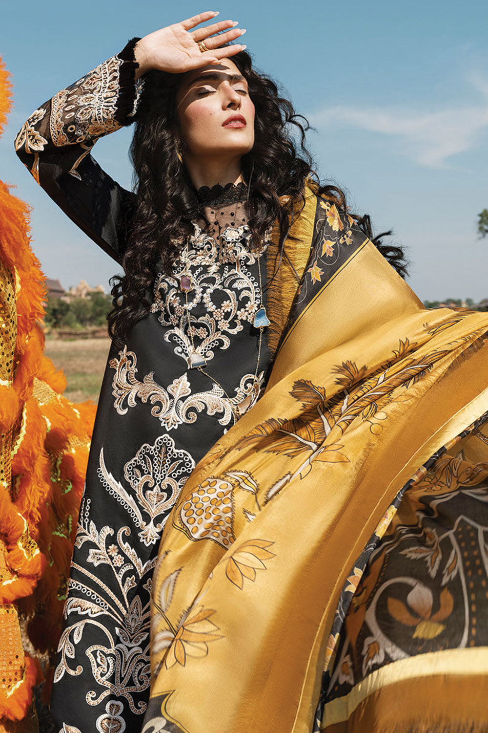 Mushq LAWANA Luxury Lawn 2023 - SAWIKA - TC-337 - House Of Hania