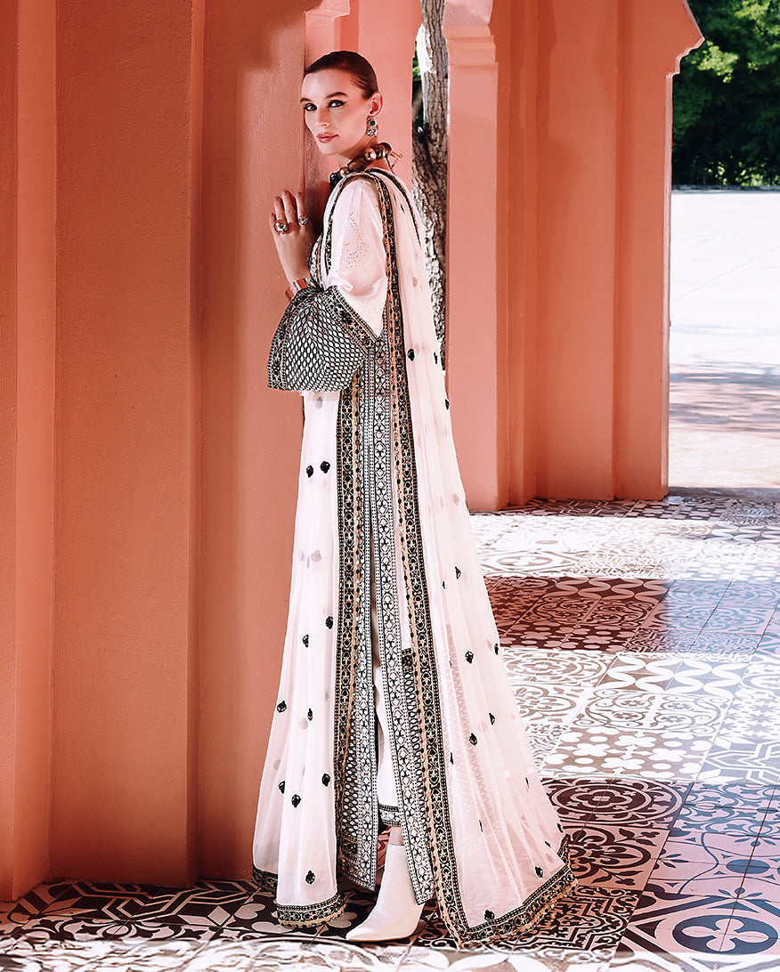 Mushq | Nuvera Raw Silk 26 | Gillian - House Of Hania
