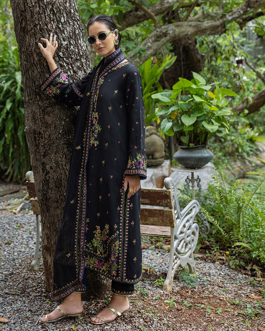 Mushq | Nuvera Raw Silk 26 | Onyxa - House Of Hania