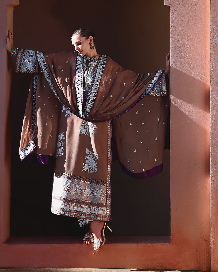 Mushq | Nuvera Raw Silk 26 | Sally - House Of Hania
