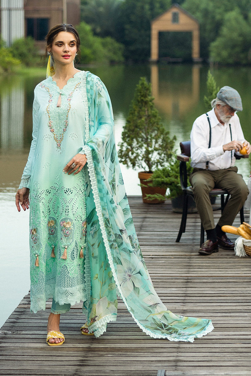 Mushq | Solace Ombre Chikankari | Famiglia - House Of Hania