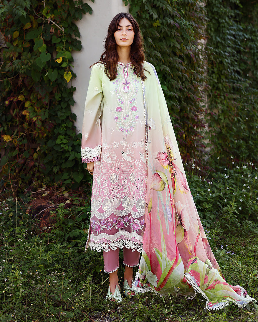 Mushq | Solace | Ombre Chikankari | Petal Pull - House Of Hania