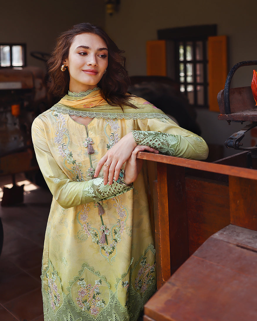 Mushq | Solace | Ombre Chikankari | Quiet Bloom - House Of Hania