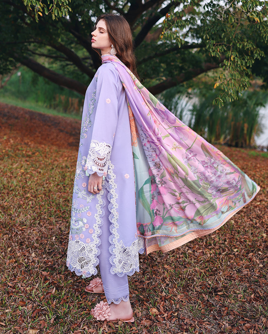 Mushq | The Secret Garden Lawn | Hidden Dahlia - House Of Hania