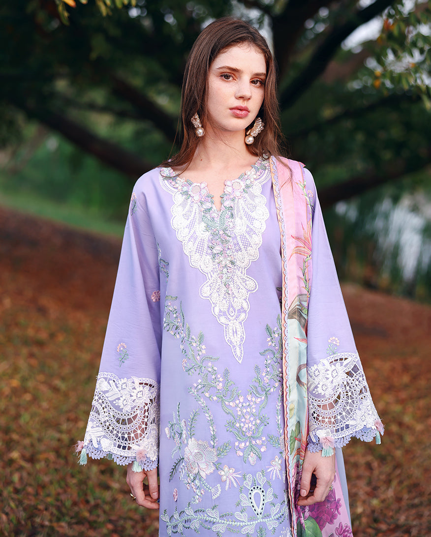 Mushq | The Secret Garden Lawn | Hidden Dahlia - House Of Hania