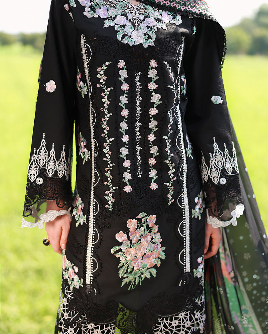 Mushq | The Secret Garden Lawn | Nightshade Bloom - House Of Hania