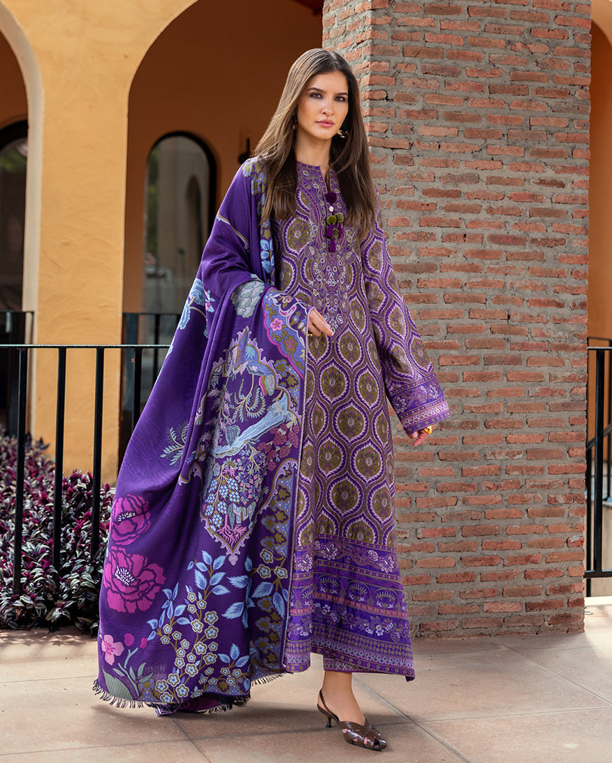 Mushq | Winter Broadway 25 | Luce Toscana - House Of Hania