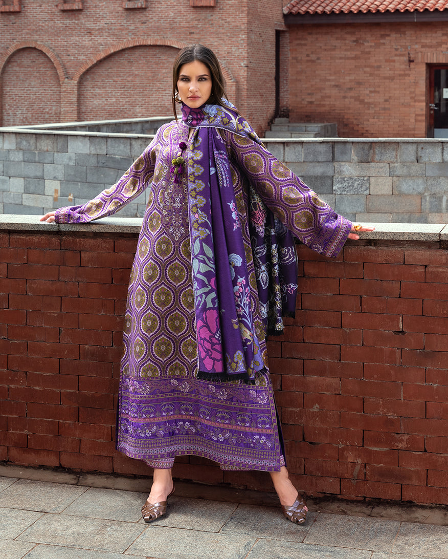 Mushq | Winter Broadway 25 | Luce Toscana - House Of Hania