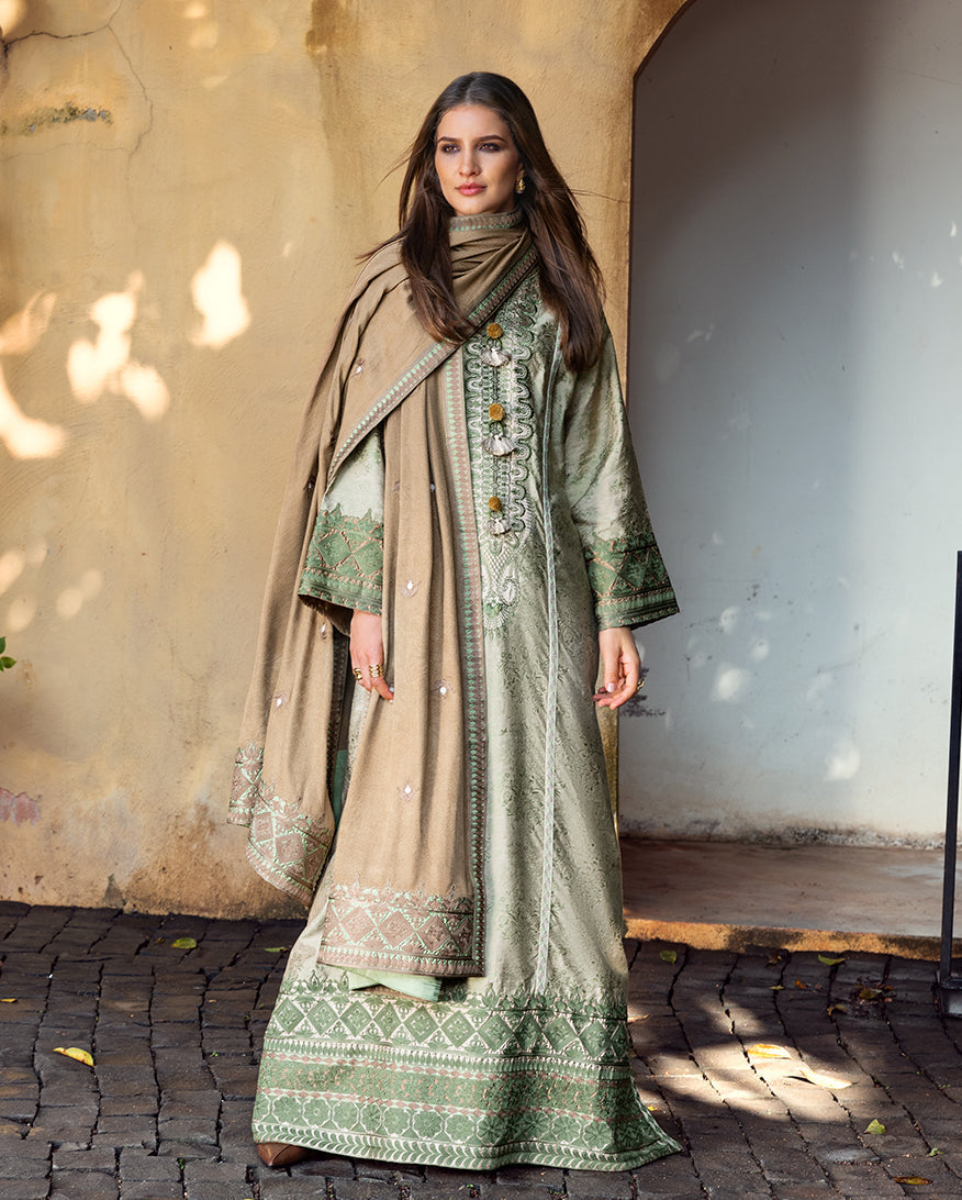 Mushq | Winter Broadway 25 | Solare - House Of Hania