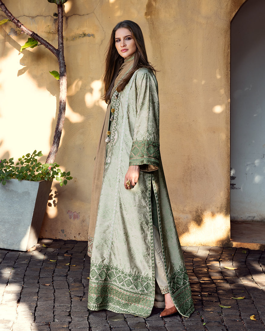Mushq | Winter Broadway 25 | Solare - House Of Hania