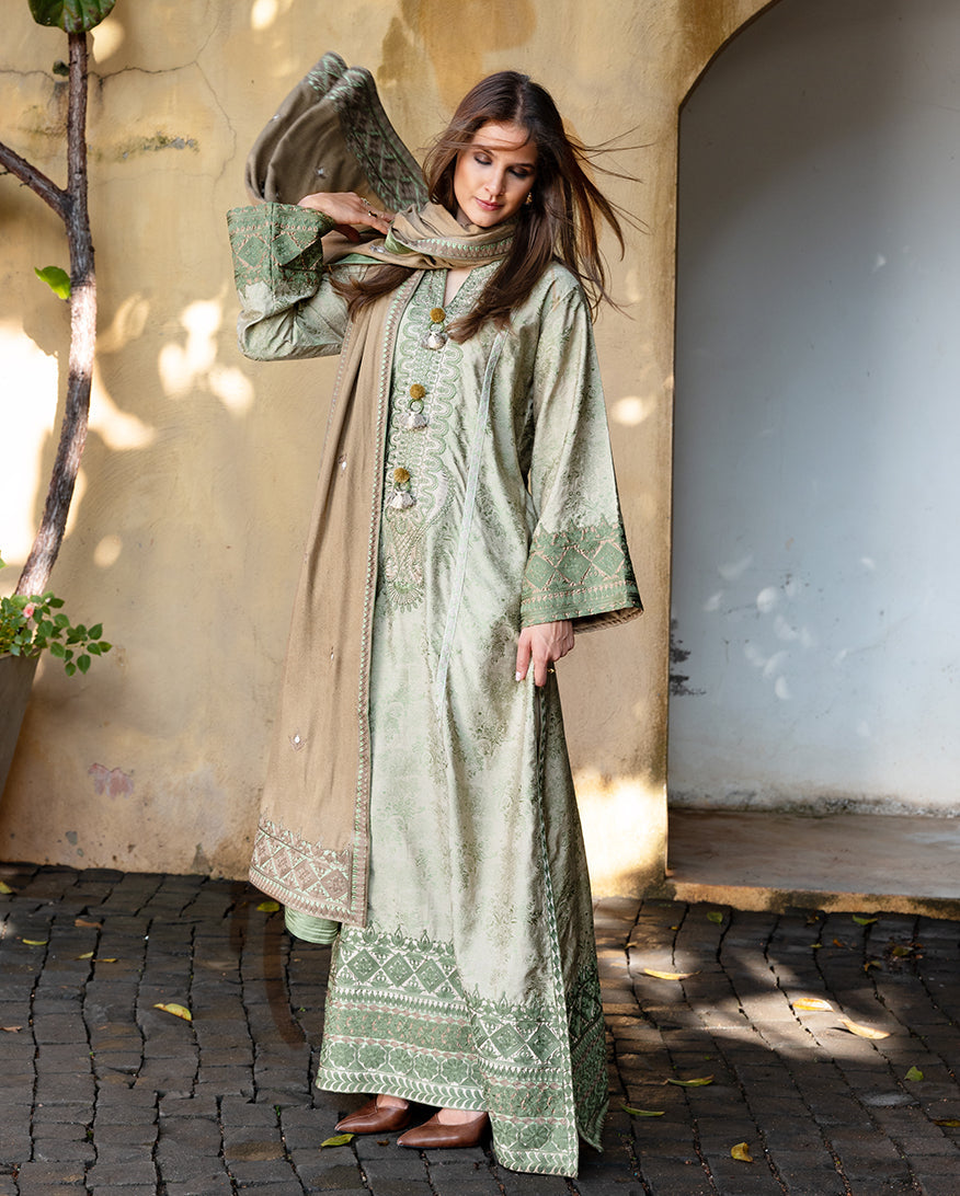 Mushq | Winter Broadway 25 | Solare - House Of Hania