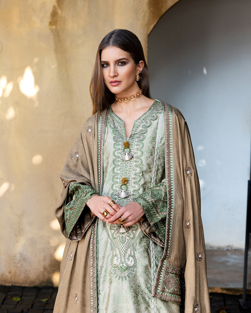 Mushq | Winter Broadway 25 | Solare - House Of Hania