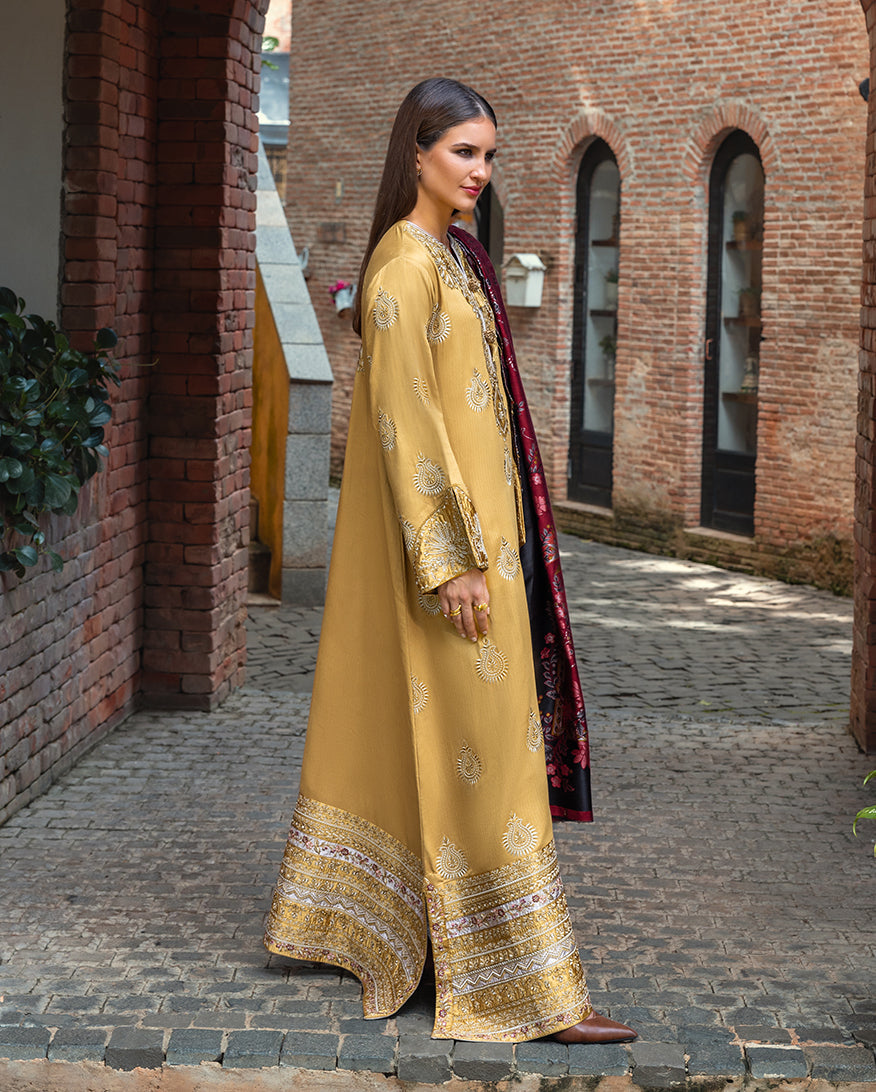 Mushq | Winter Broadway 25 |  Sunlit Siena - House Of Hania
