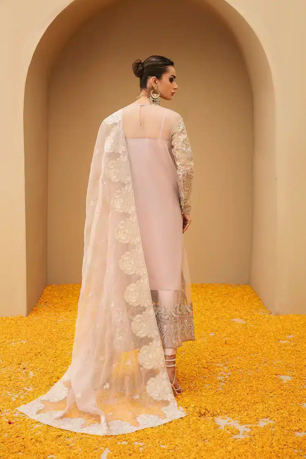 Mysie by Tahira | Festive Formals 24 | Sarafreen - House Of Hania