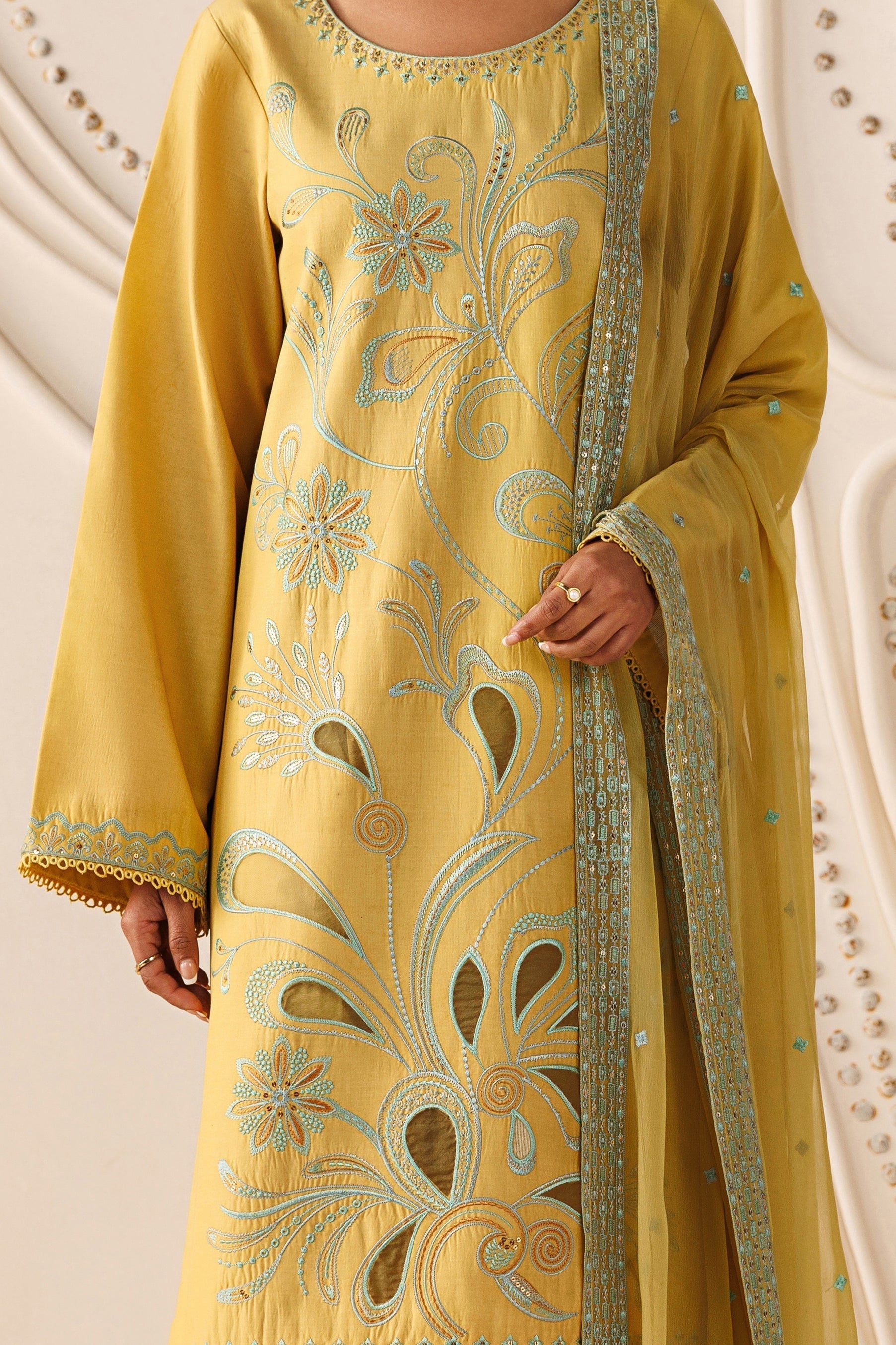 Naqshi | Cambre '26 | Mary - House Of Hania