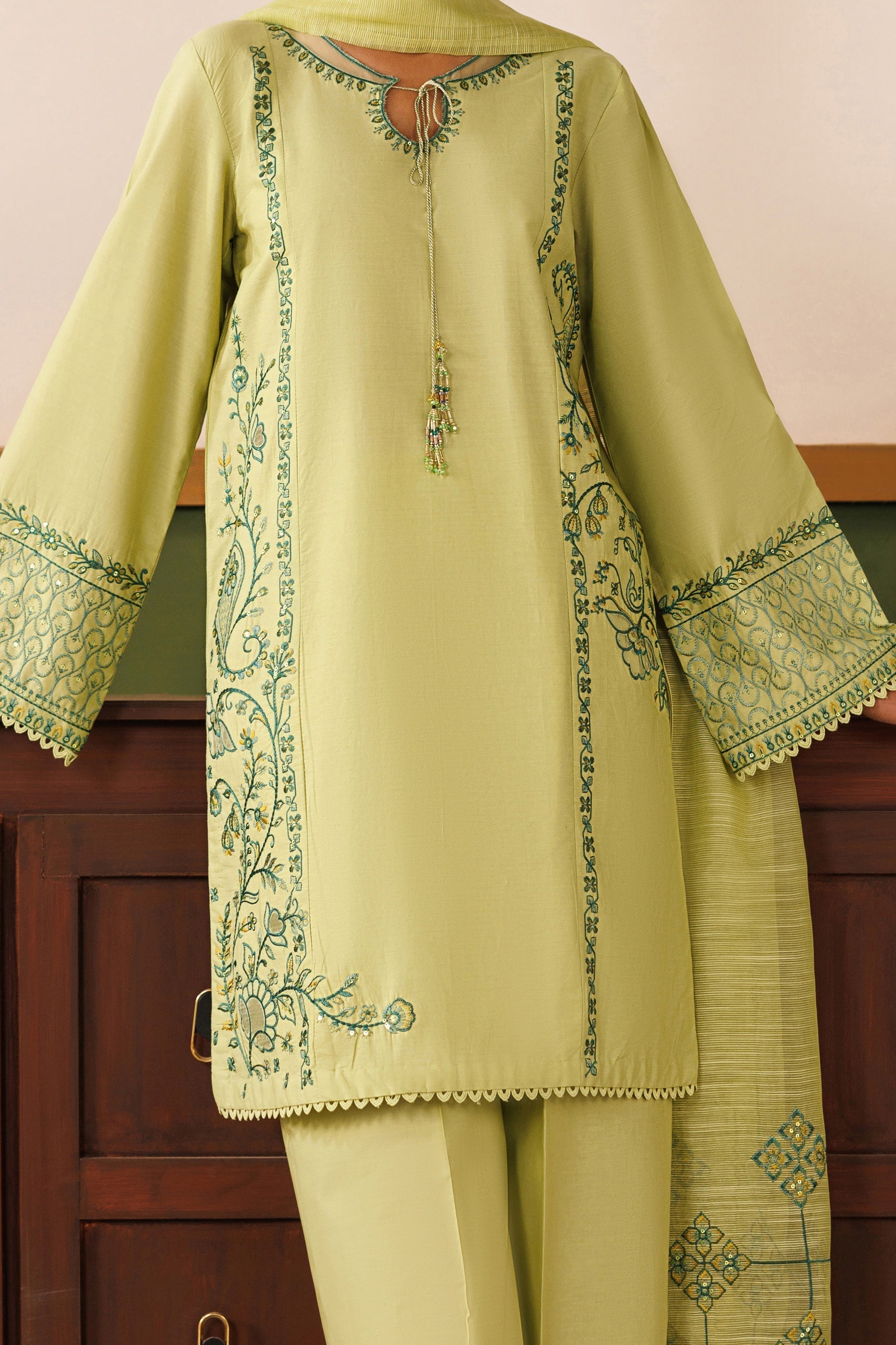 Naqshi | Cambre '26 | Orla - House Of Hania