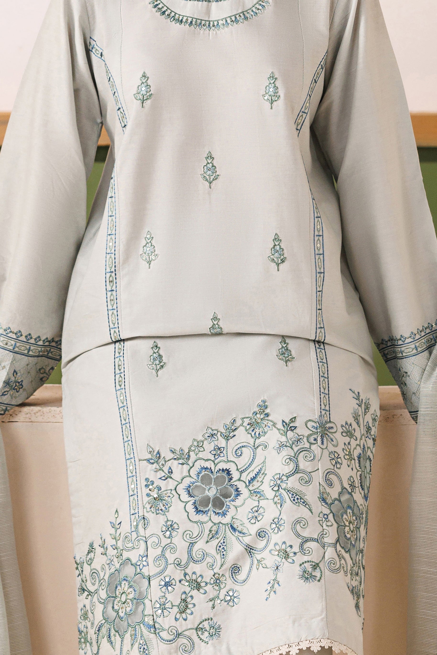 Naqshi | Cambre '26 | Piper - House Of Hania