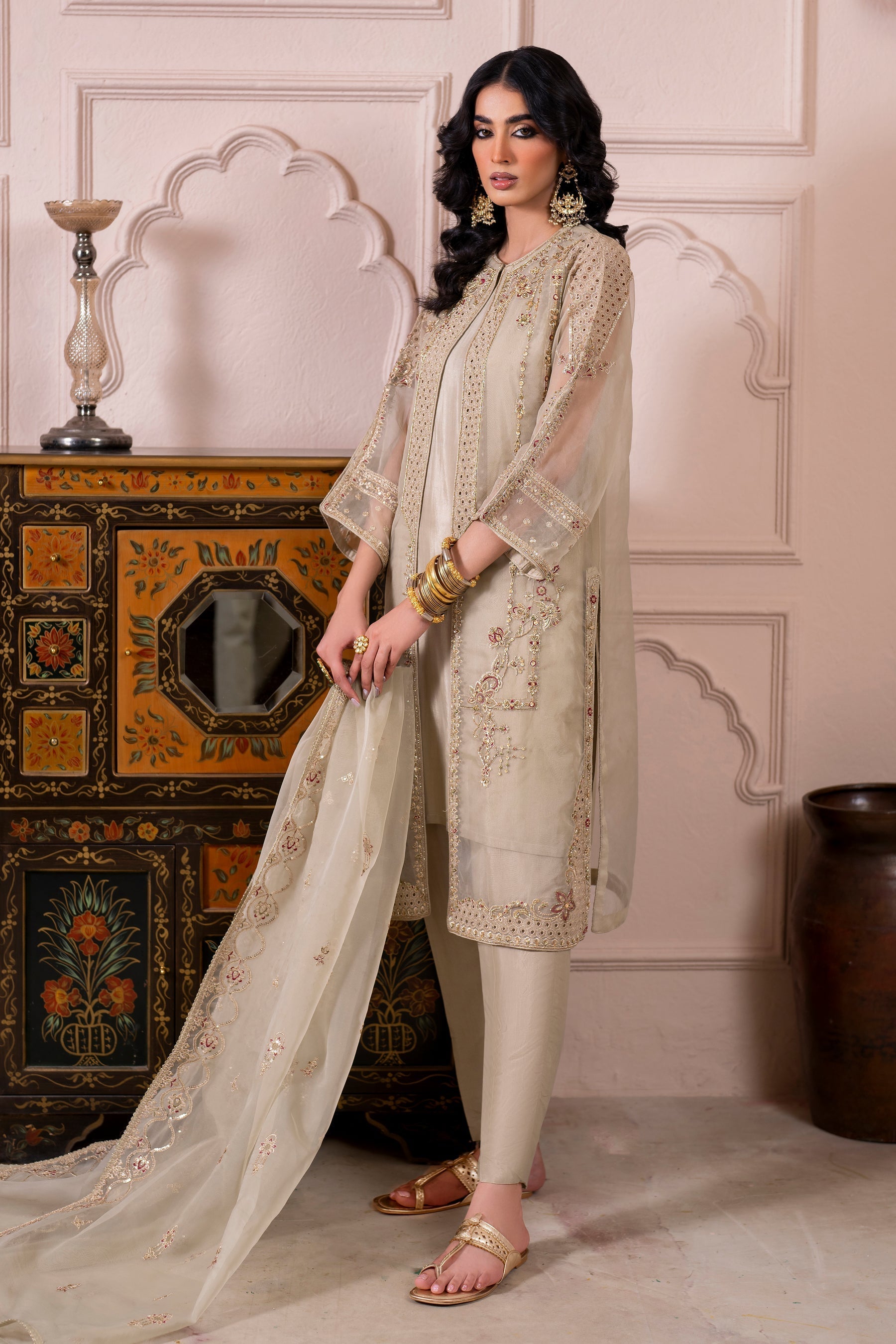 Naqshi | Kaansi Formals | ARWA - House Of Hania