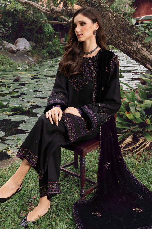 Naqshi | Nuri Khaddar Velvet Marina | Nisma - House Of Hania