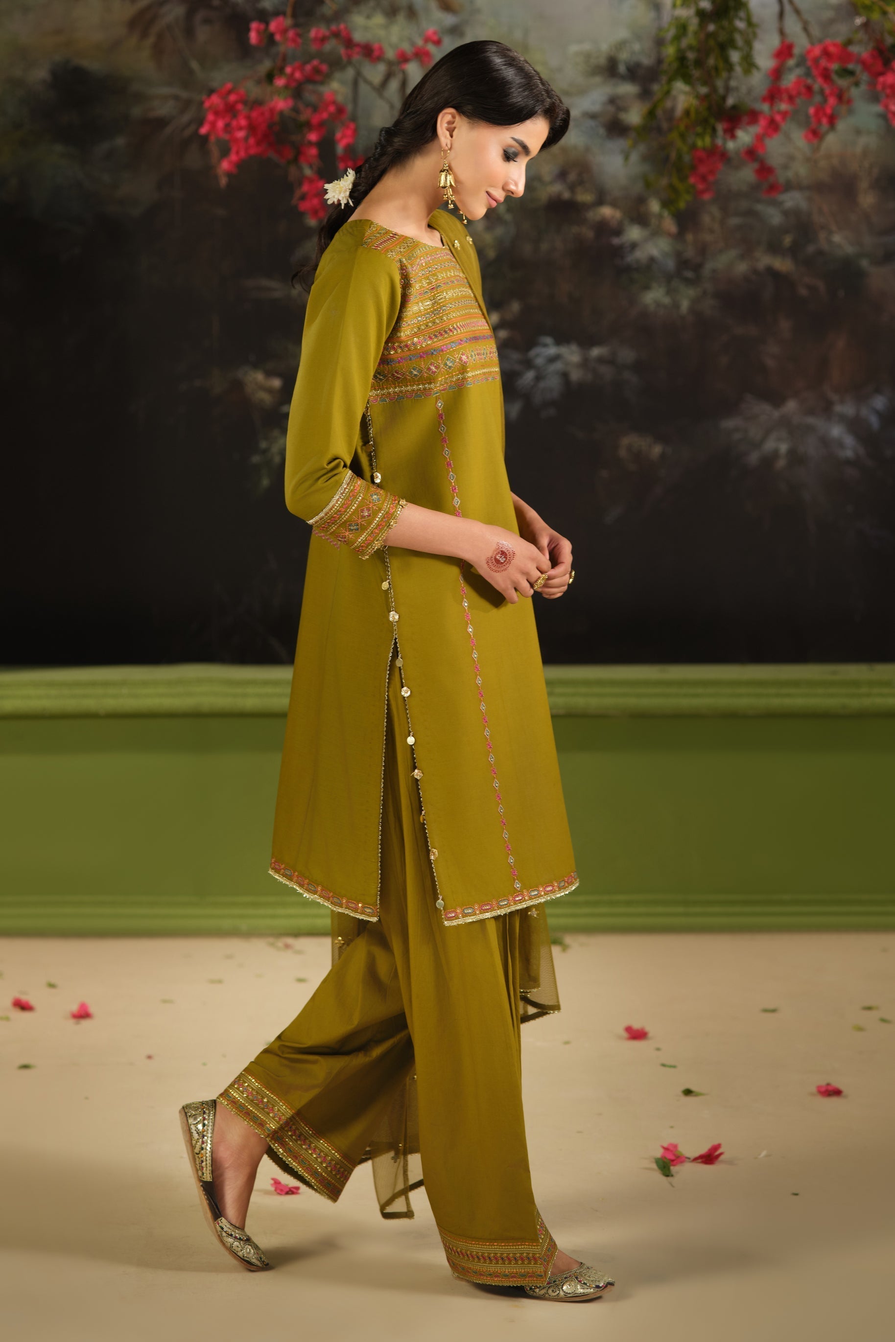 Naqshi | Phool Kari | Umeed - House Of Hania