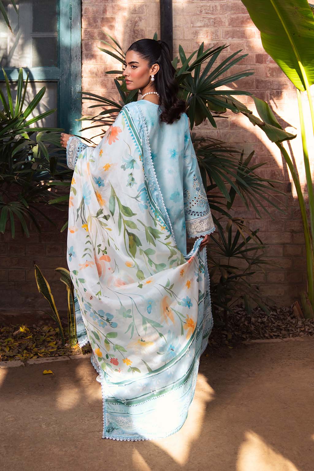 Neeshay | Summer Lines Printkari 25 | SKY-WAVE - House Of Hania
