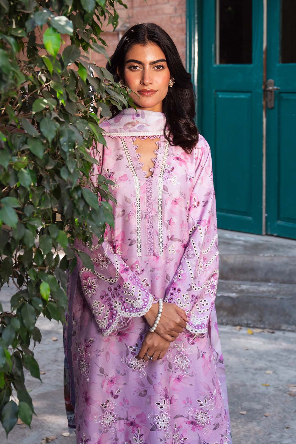 Neeshay | Summer Lines Printkari 25 | WISTERIA - House Of Hania