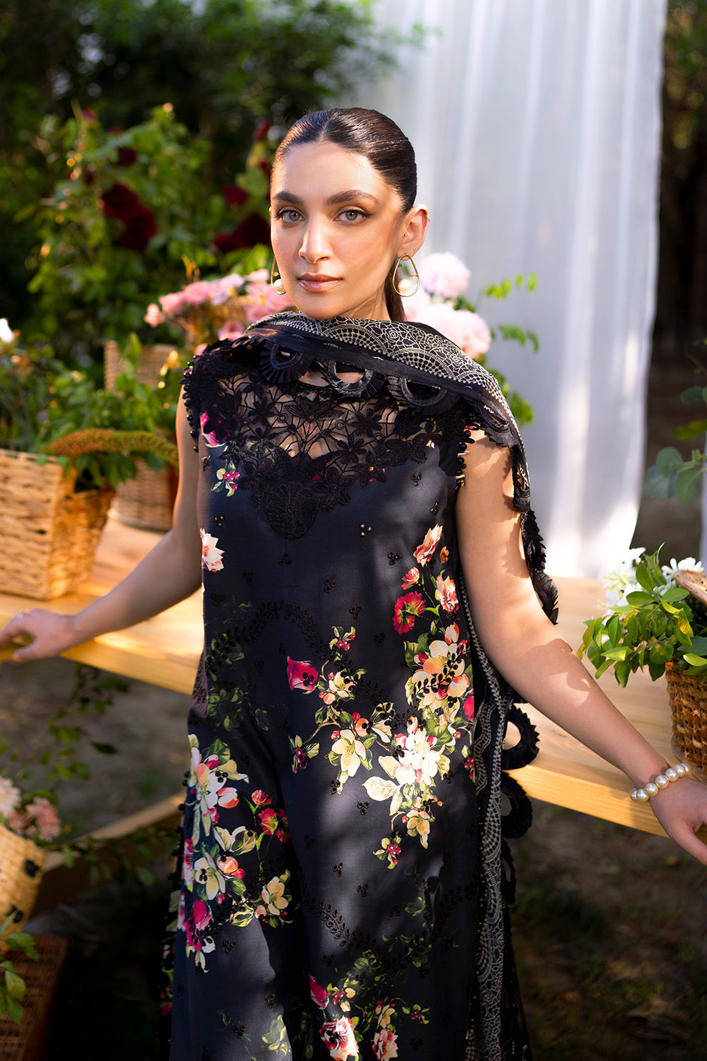 Neeshay | Summer Lines Printkari | OLIVINE - House Of Hania