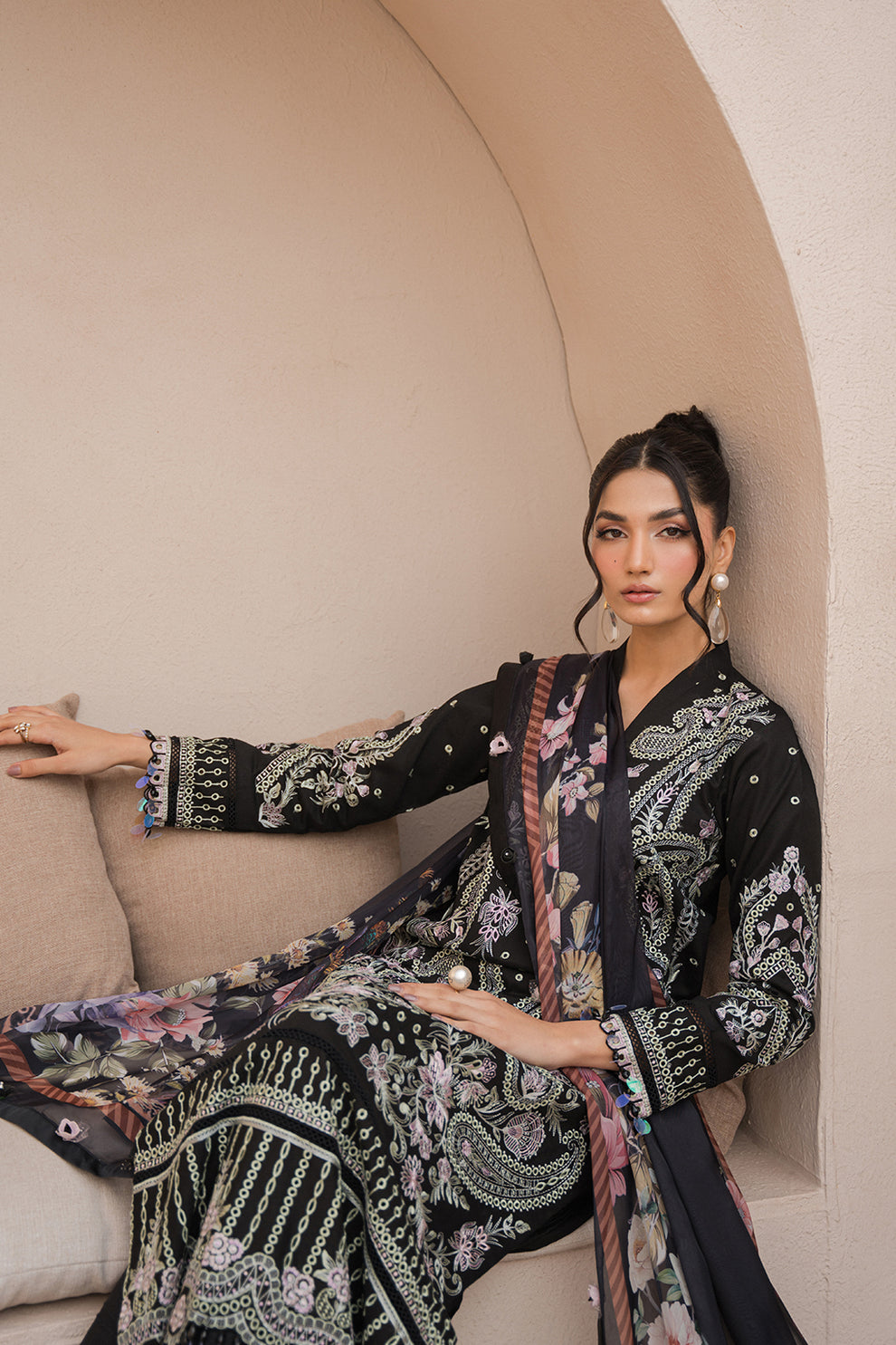 Neeshay | Symphony Luxury Lawn 24 | Celestial - House Of Hania