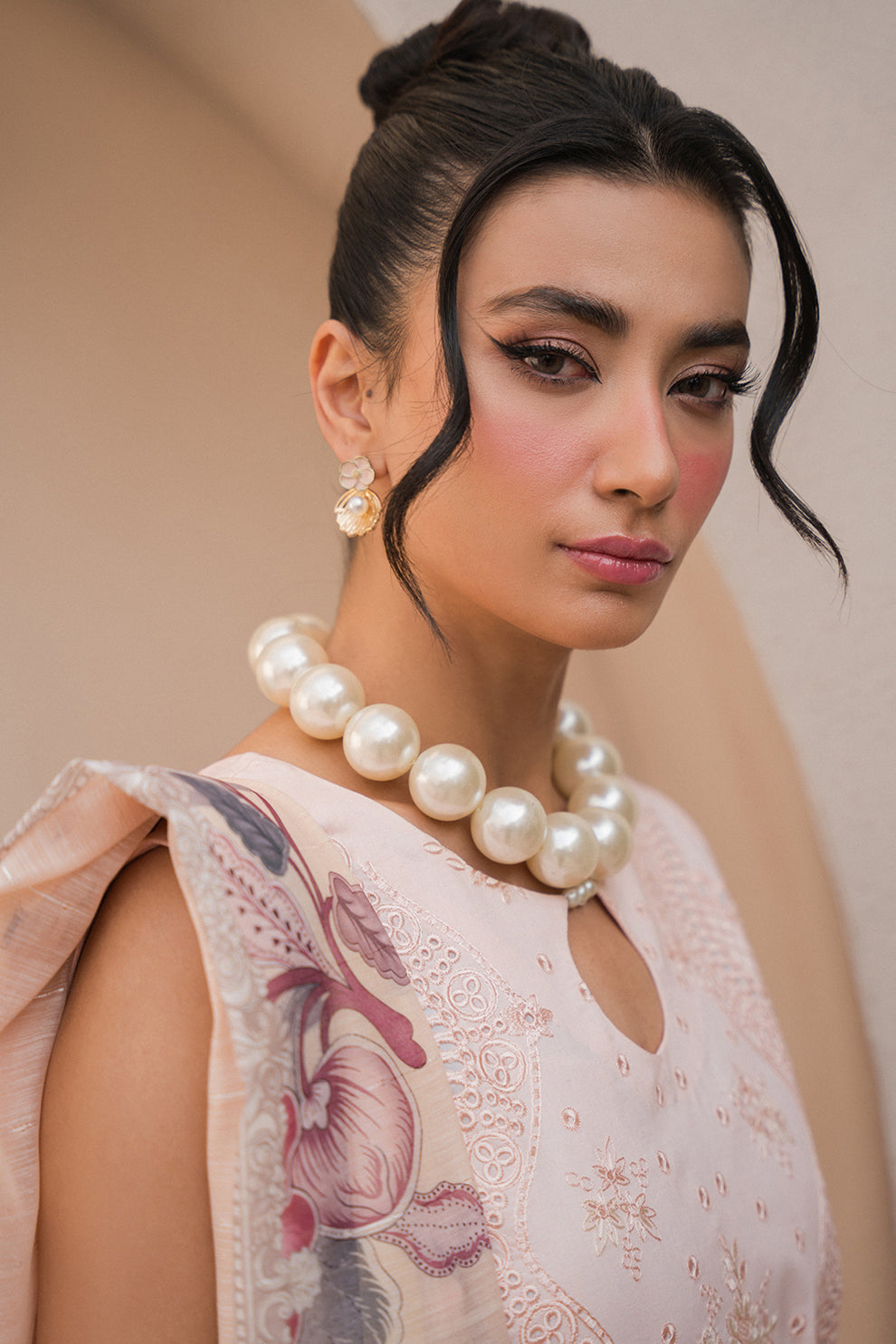 Neeshay | Symphony Luxury Lawn 24 | Whispers - House Of Hania