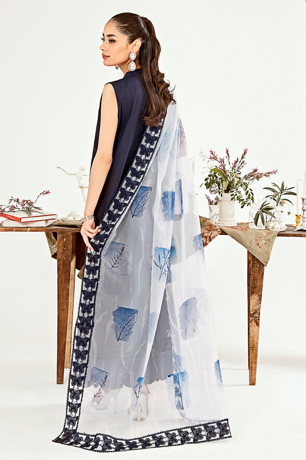 Neeshay | Zoella Lawn Collection | Elara - House Of Hania