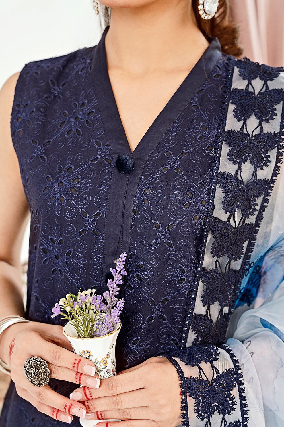 Neeshay | Zoella Lawn Collection | Elara - House Of Hania