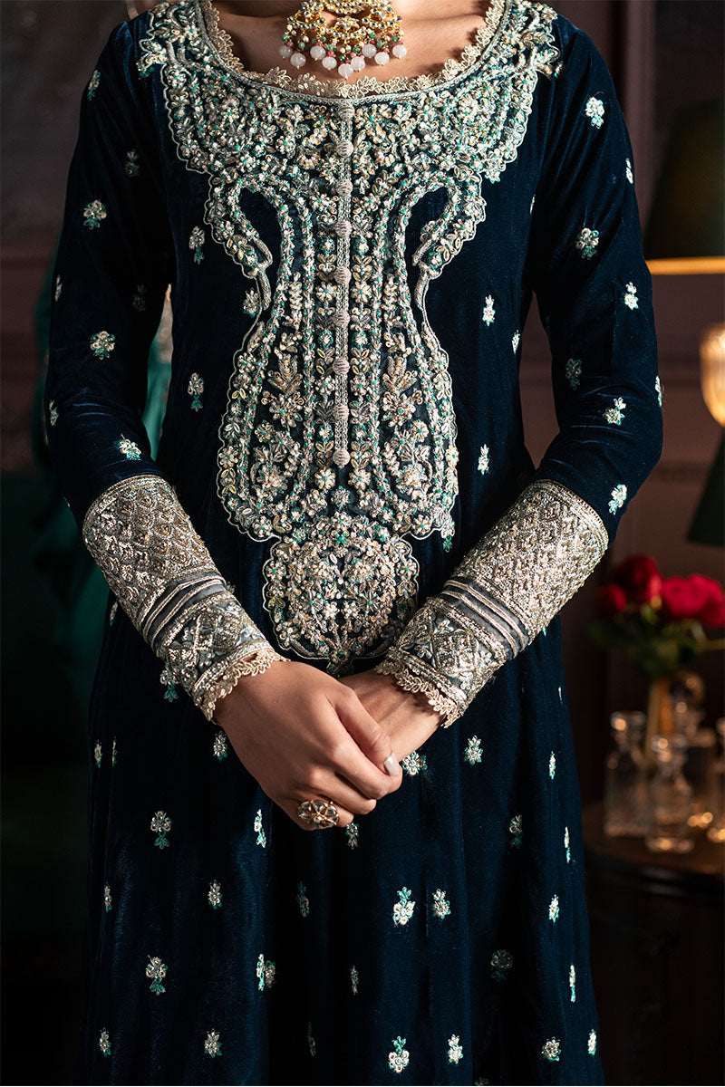 Niloufer by Mushq Embroidered Velvet 3Pc Suit MV23-01 ROYAN - House Of Hania
