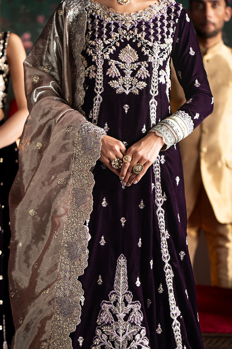 Niloufer by Mushq Embroidered Velvet 3Pc Suit MV23-02 SHIRIN - House Of Hania