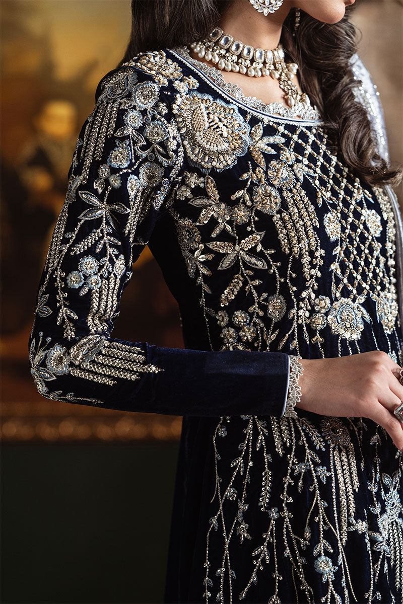 Niloufer by Mushq Embroidered Velvet 3Pc Suit MV23-03 YASMIN - House Of Hania