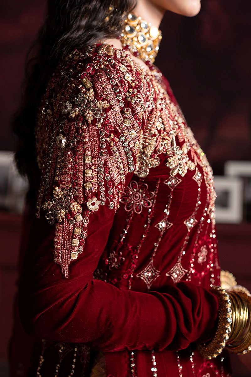 Niloufer by Mushq Embroidered Velvet 3Pc Suit MV23-08 FARAH - House Of Hania