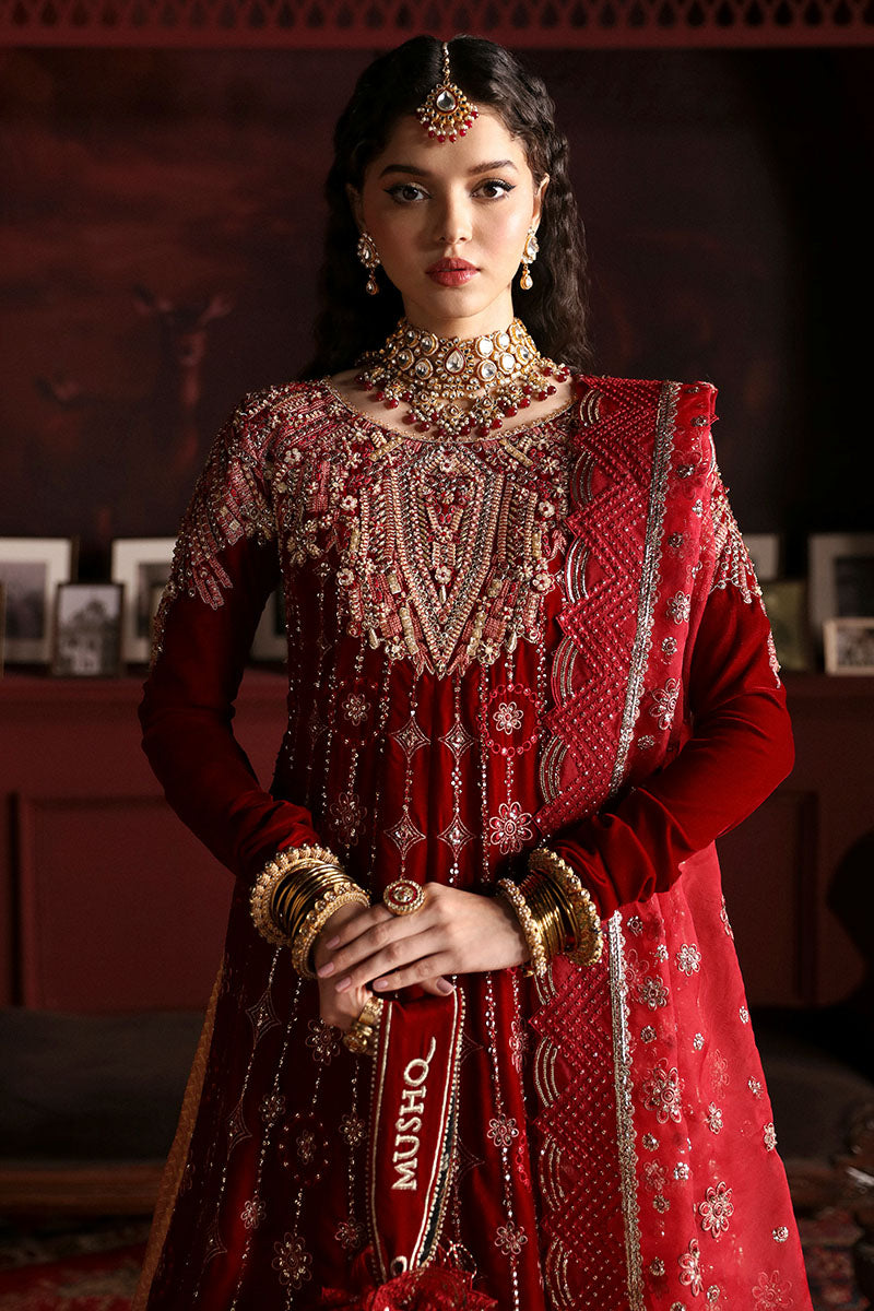Niloufer by Mushq Embroidered Velvet 3Pc Suit MV23-08 FARAH - House Of Hania