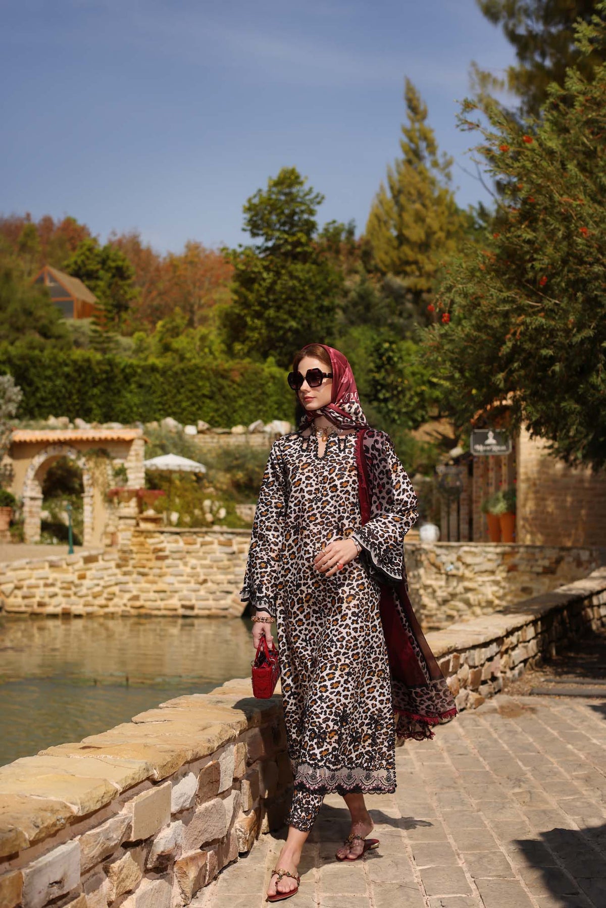 Noor by Saadia Asad | Luxe Chikankari 25 | D2-B - House Of Hania