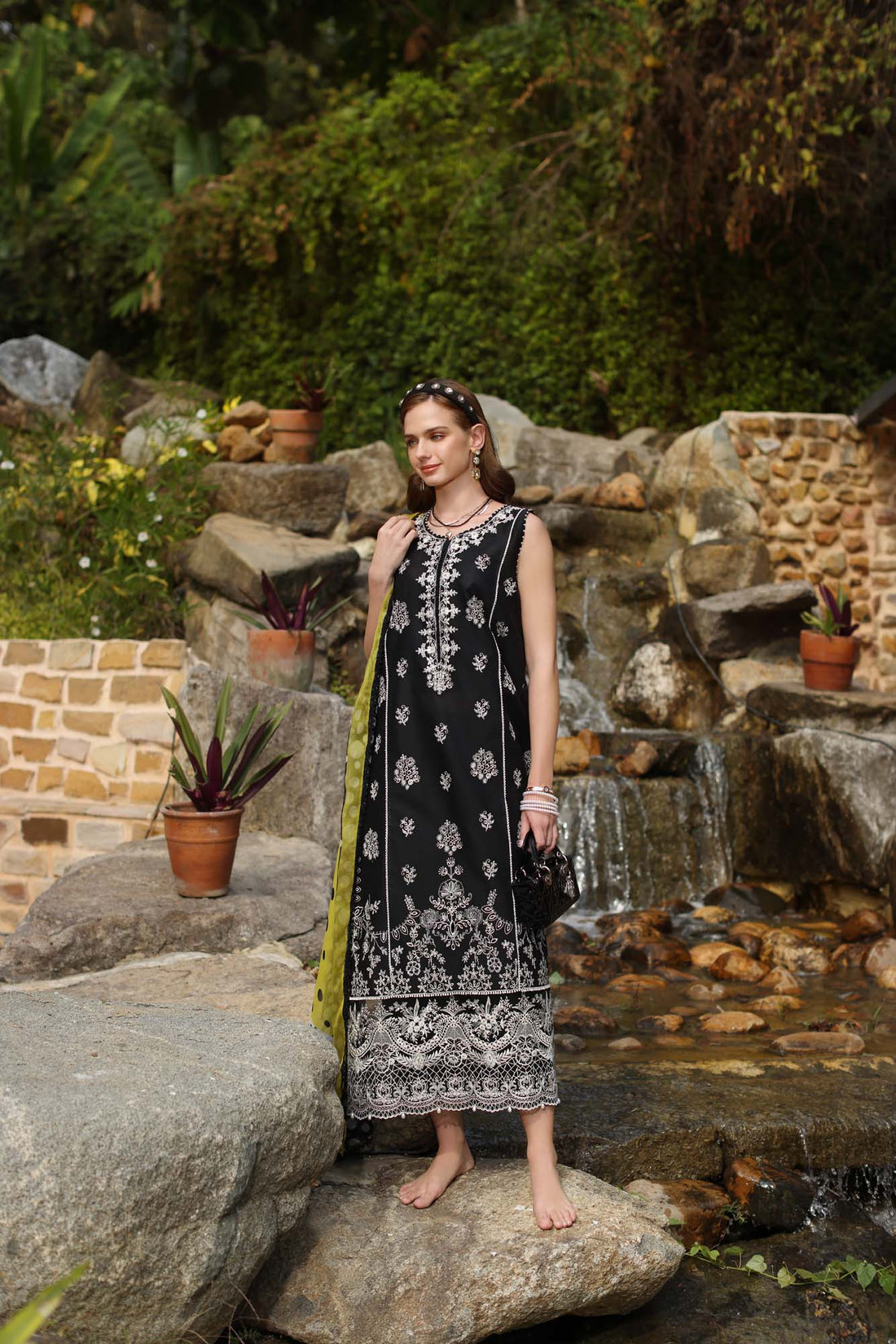 Noor by Saadia Asad | Luxe Chikankari 25 | D3-B - House Of Hania