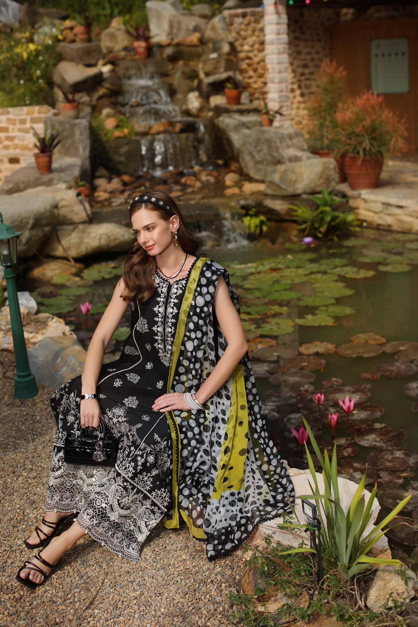 Noor by Saadia Asad | Luxe Chikankari 25 | D3-B - House Of Hania